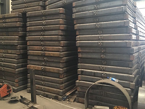 湖南俊通機械設備租賃服務有限公司,湖南機械租貸哪里好,鋪路鋼板,路橋板,路基箱